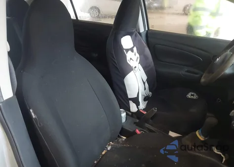 2013 Nissan Versa 1.6 S z USA, uszkodzony, nr VIN 3N1CN7AP8DL876801